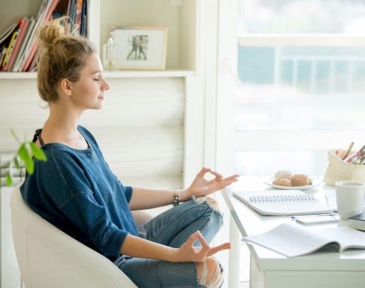 How 7 Busy Women Make Time to Meditate