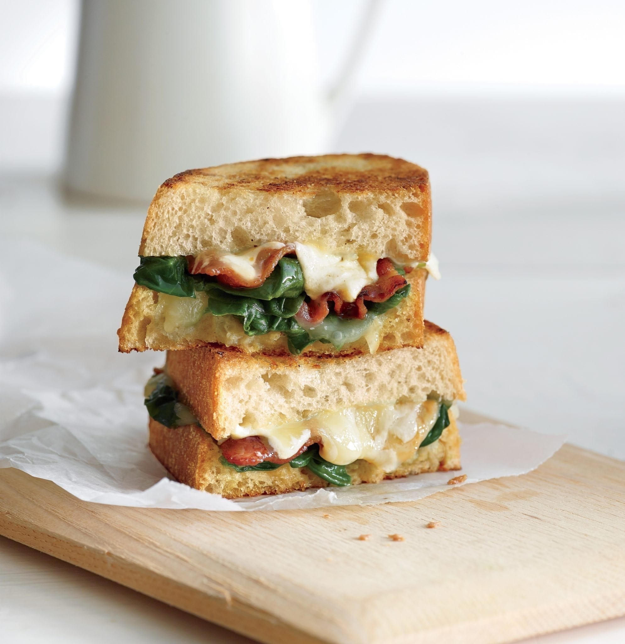 Garlicky-Grilled-Cheese-with-Spinach-and-Bacon