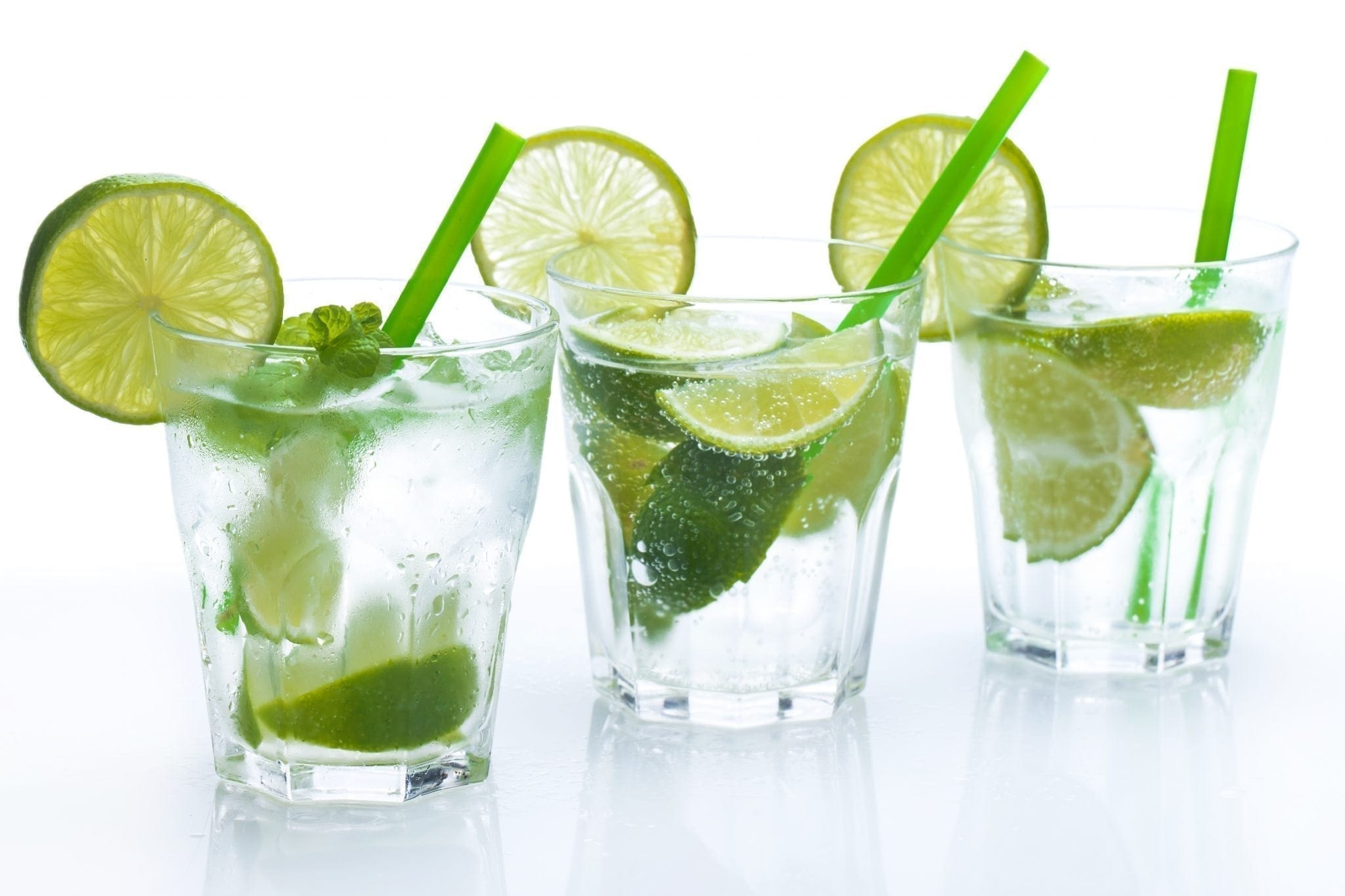 sparkling water with lime