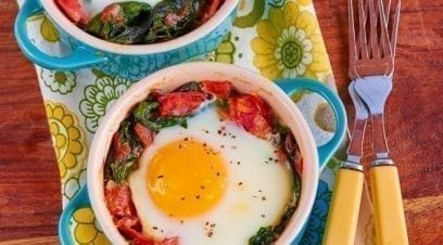 Oven-Baked Egg with Spinach & Bacon