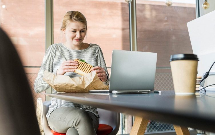 10 Simple, Weight-Loss Habits Made for The Office