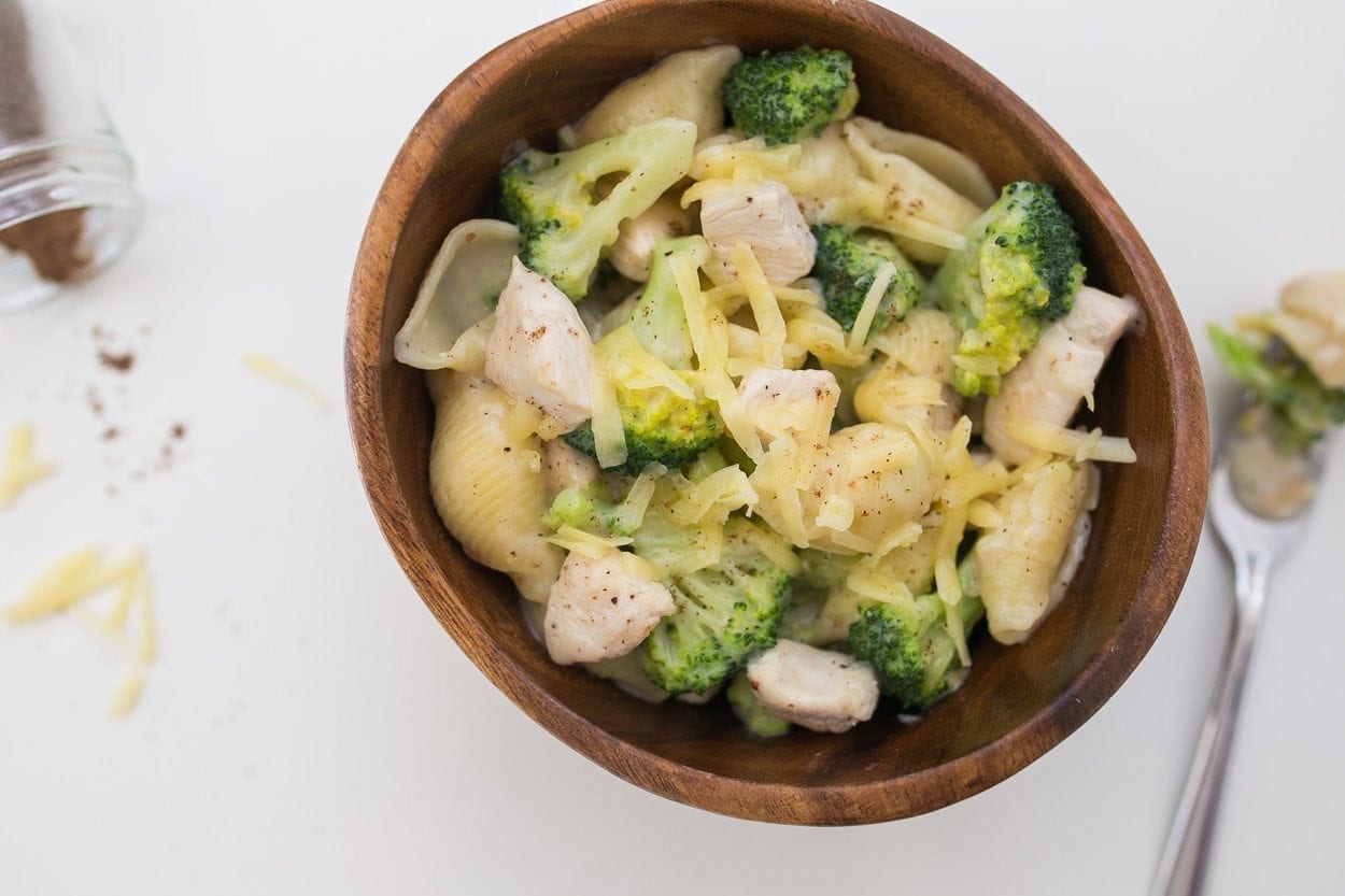 Cheddary Shells with Chicken & Broccoli