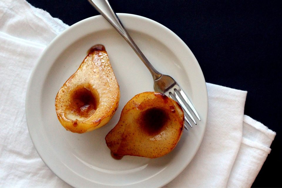 MGDD_RecipeImages_MFP__Baked Pears with Cinnamon Honey