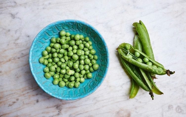 6 Fresh Ways to Eat Your Peas
