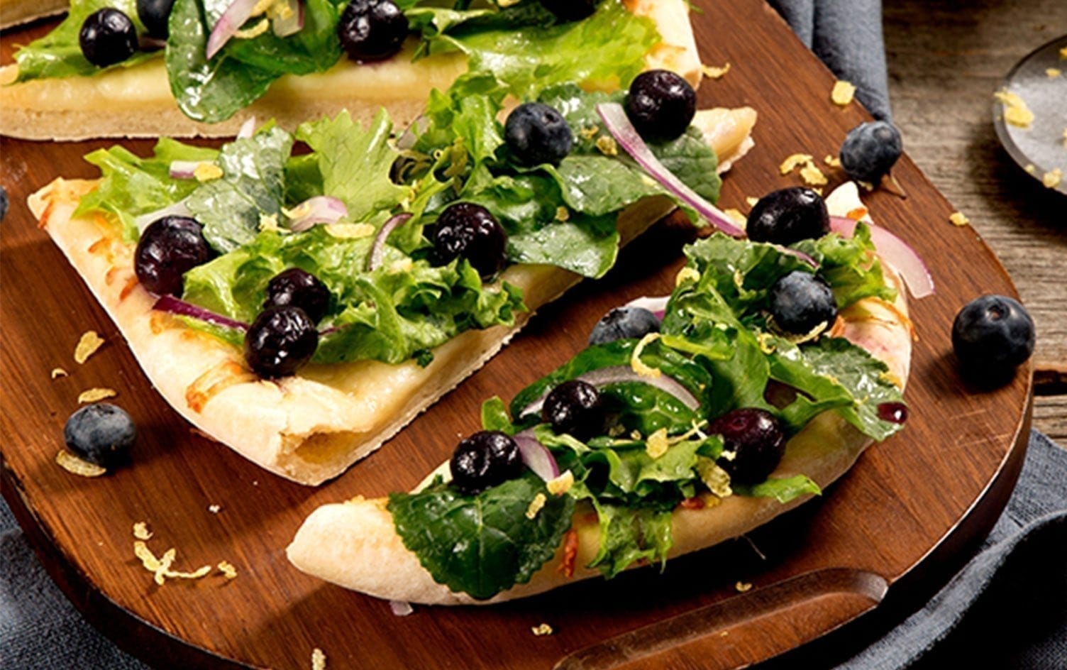 Blueberry-Salad-Flatbread