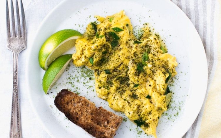 6 Easy Egg Recipes Under 250 Calories