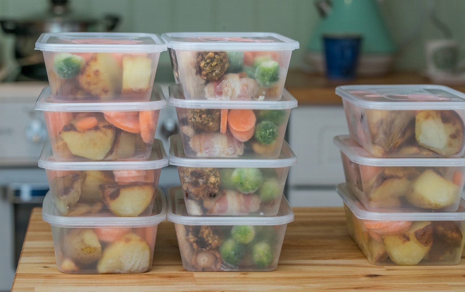 Meal Prep Plan: A Week of Meals with Fresh Vegetables, Fruits, and Grains
