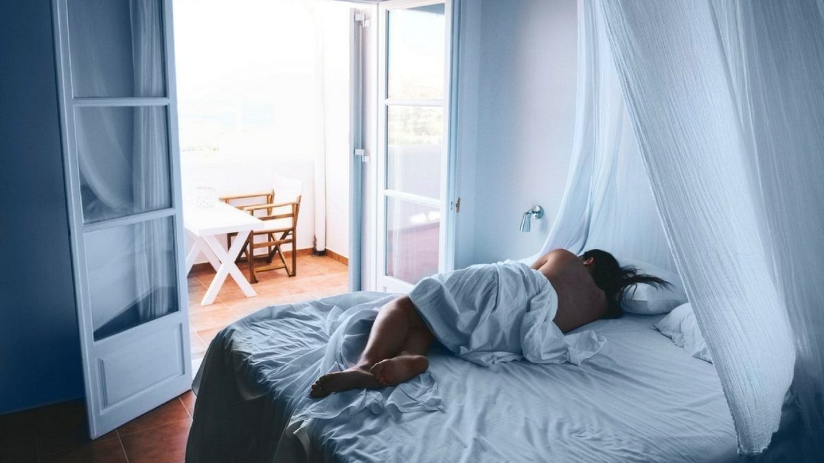 1200px x 675px - Is Sleeping Naked Better For Your Health? | Wellness | MyFitnessPal