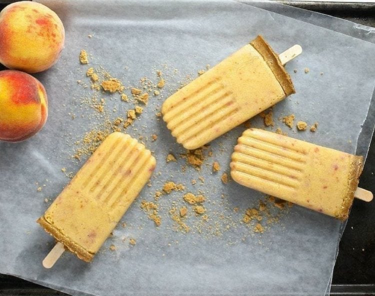 frozen summer treats Skinny Peach Pie Popsicles