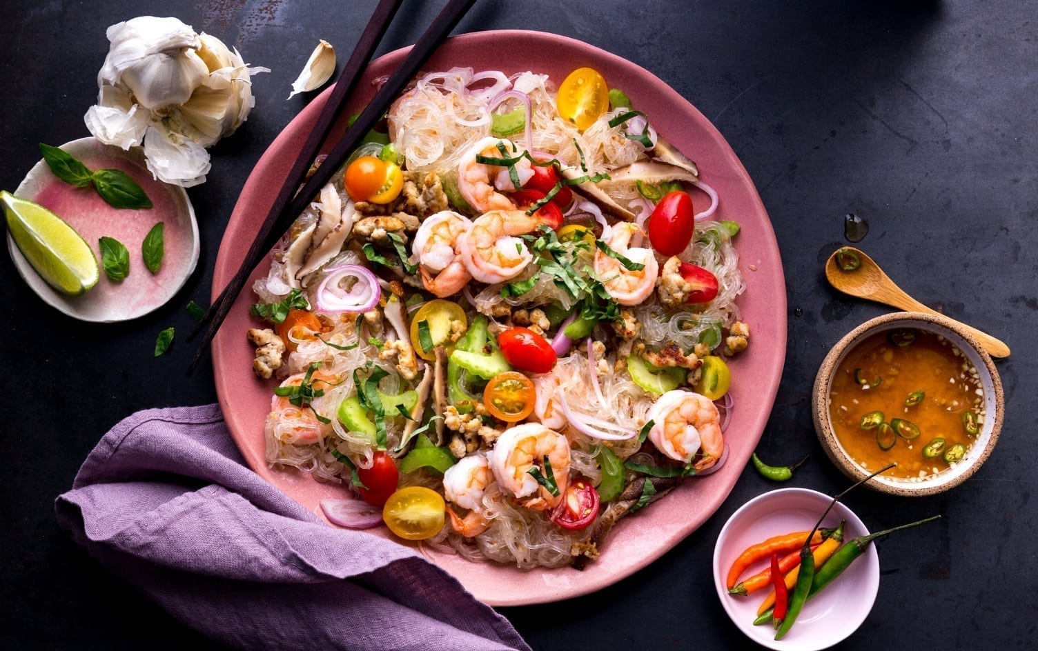 Cold Thai Noodle Salad With Shrimp and Minced Chicken