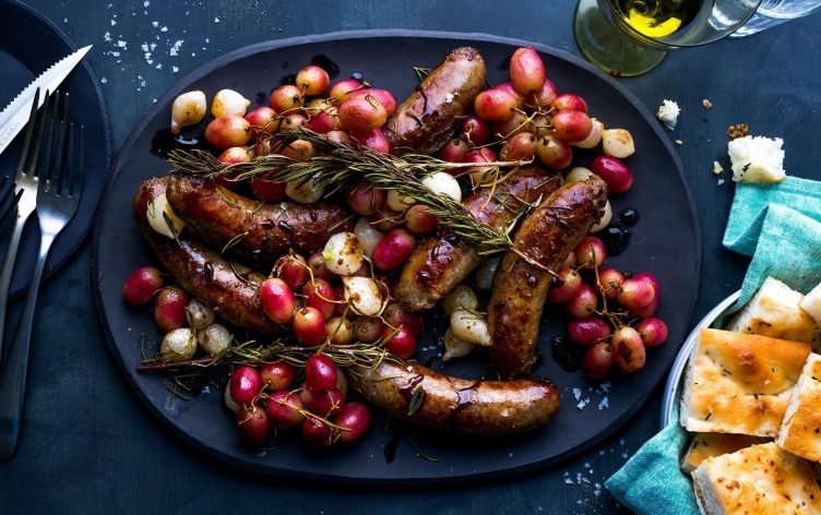 Roasted Sausages With Grapes and Pearl Onions