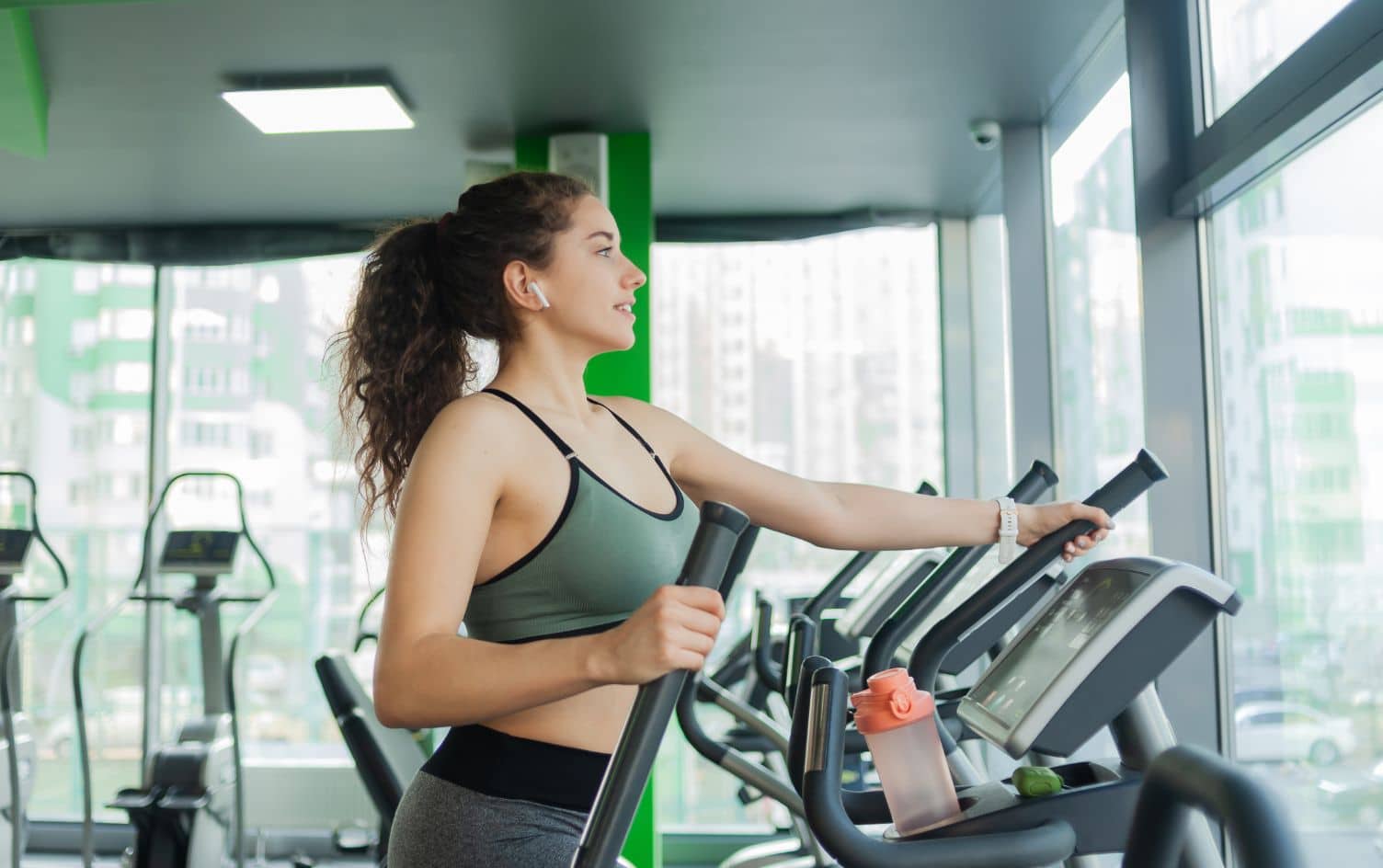 The Link Between Breast Size and Exercise (And Why the Right Sports Bra  Matters), Fitness