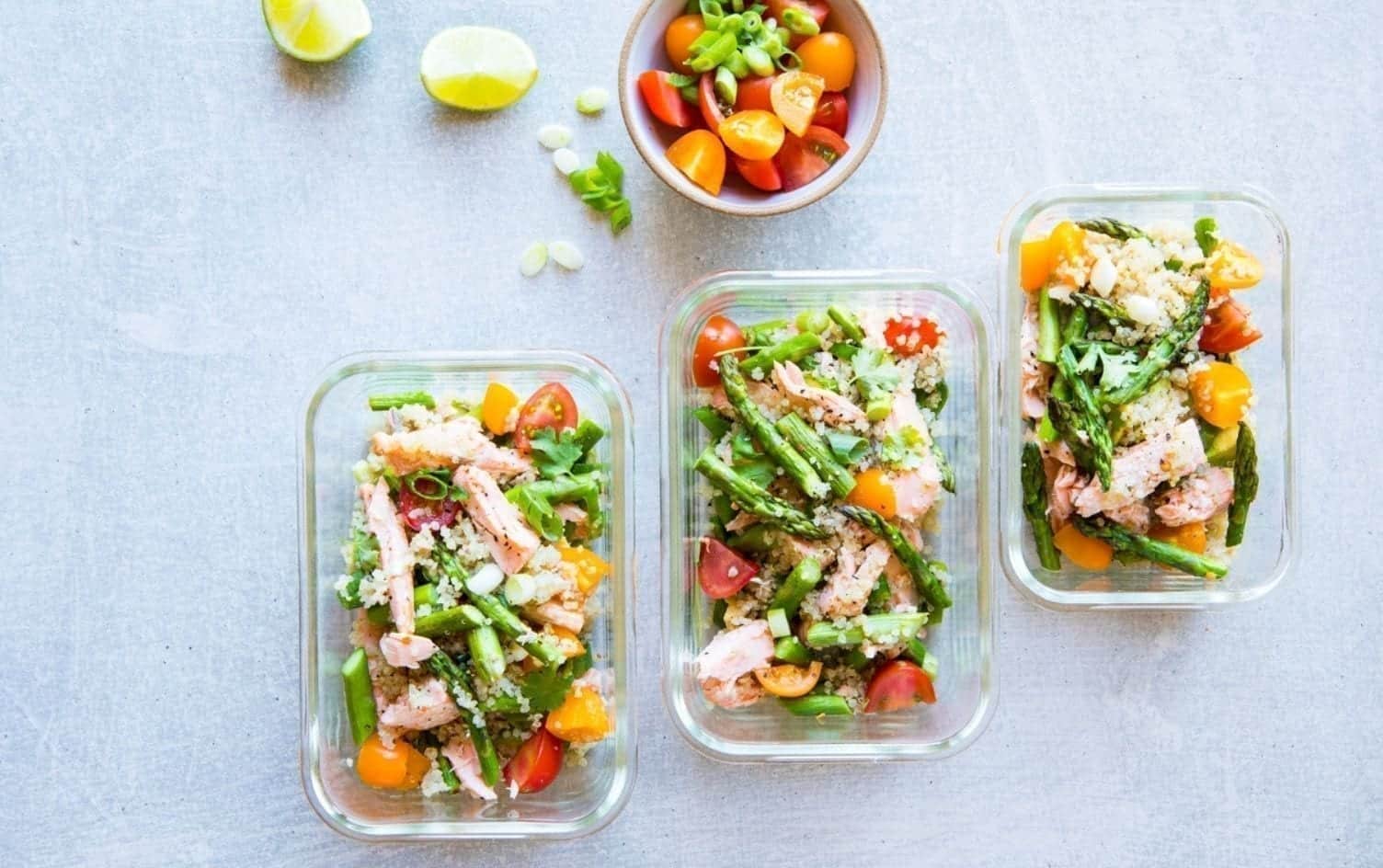 https://blog.myfitnesspal.com/wp-content/uploads/2020/09/10-Dietitian-Approved-Packed-Lunch-Tricks.jpg