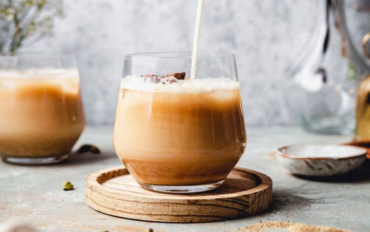 5 Smart Swaps For High-Calorie Fall Drinks