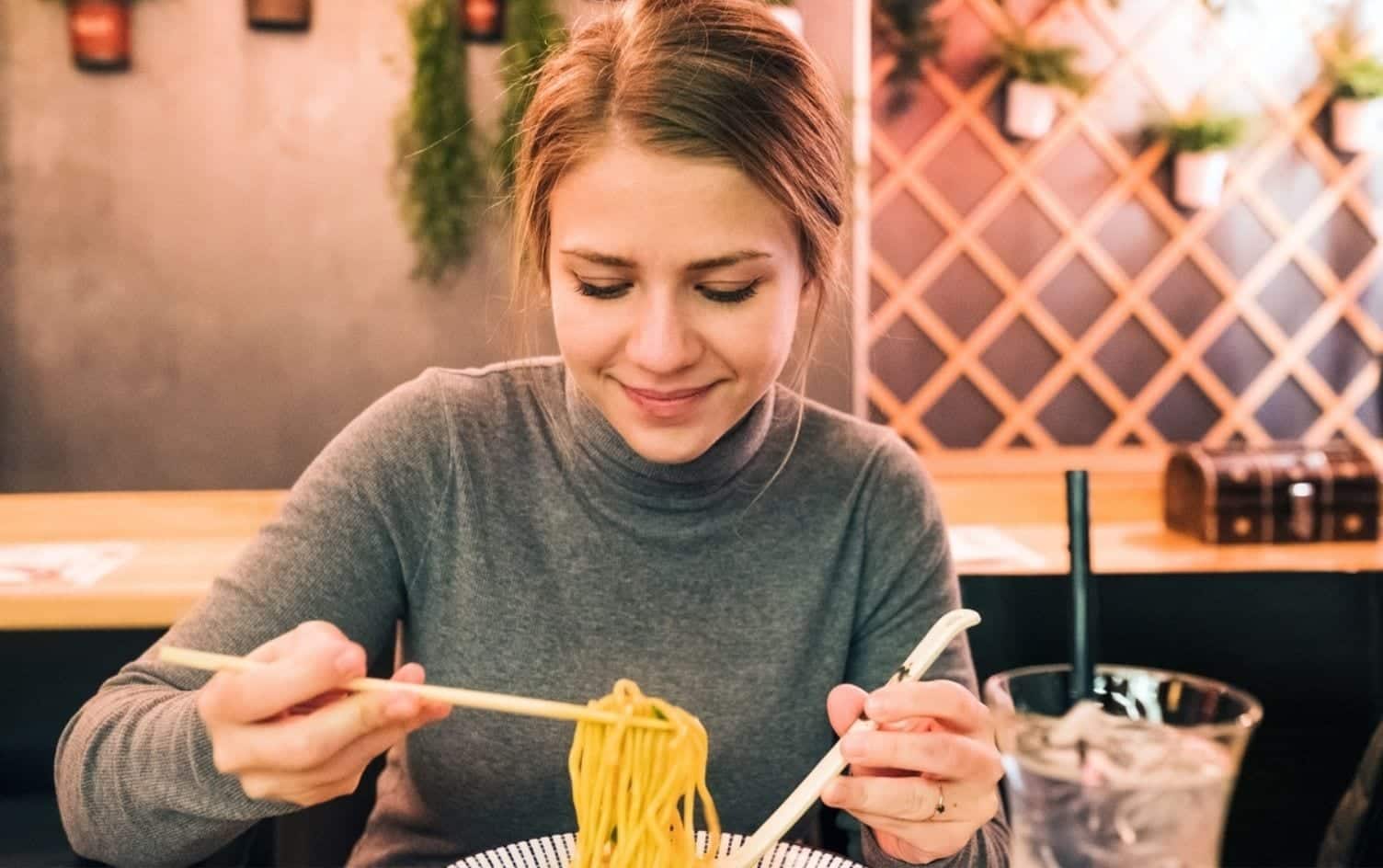 13 Ways to Stop Overeating on Weekends, According to Dietitians