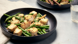 Green Beans and Tofu With Peanuts