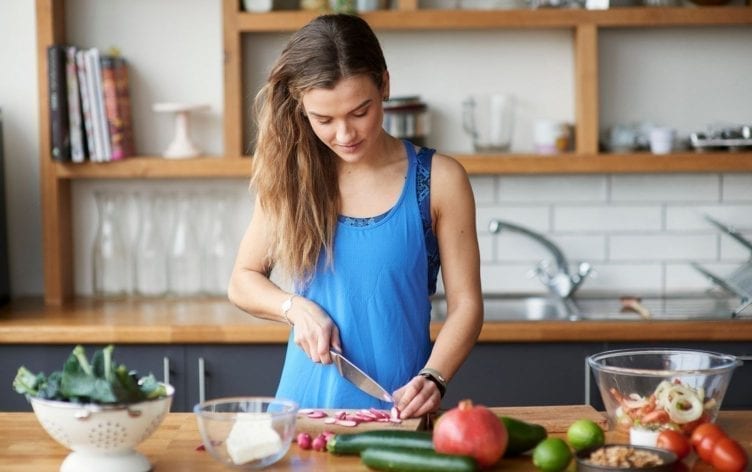 Pros & Cons of a Plant-Based Diet For Athletes