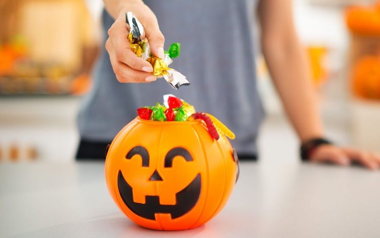 10 Tips For Halloween Candy Moderation