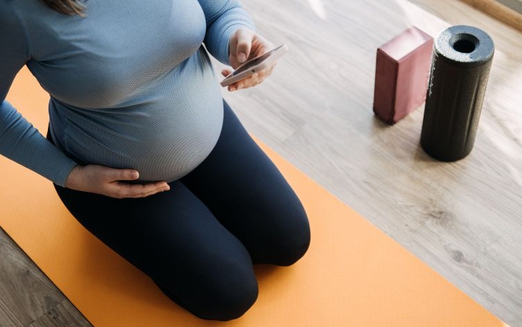 5 Alternative Fitness Movements for Pregnant Bodies