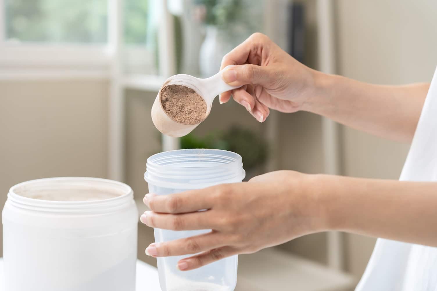 The 5 Best Protein Powders According to a Dietitian