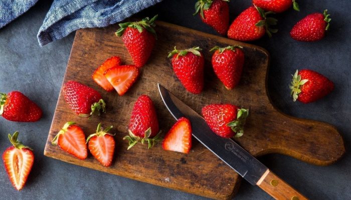 The Keto Guide to Fruit: Which to Eat or Avoid
